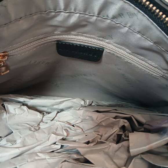 LA Marey Zebra Tote - Picture 3 of 11